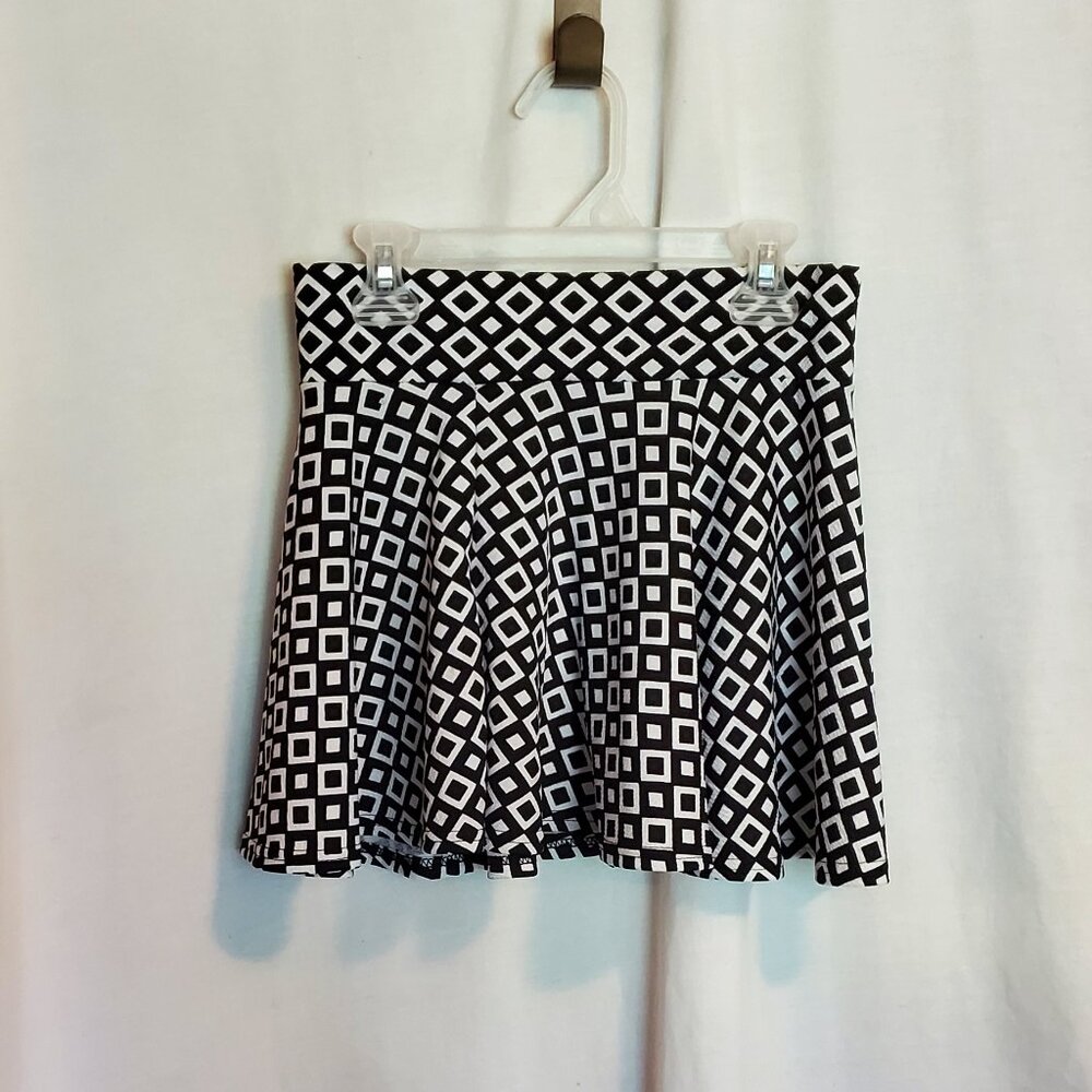 Black and White Geometric Skater Dress